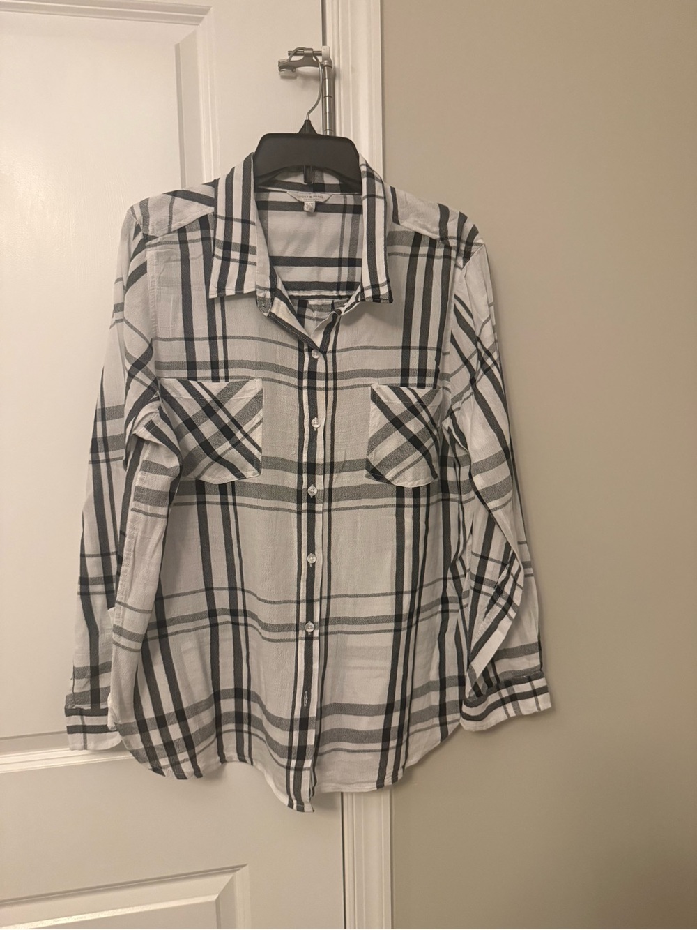 Lucky Brand White and Black Plaid Button-Down Shirt